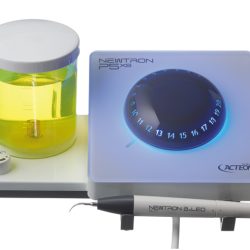 P-5 Newtron XS B.LED - Destartarizador