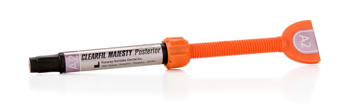 Clearfil Majesty Posterior - Seringa 4,9g XL