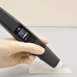 Piezobrush PZ3 Handheld Device