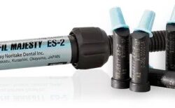 Clearfil Majesty ES-2 Premium - Cápsulas 20x0,25g A2D